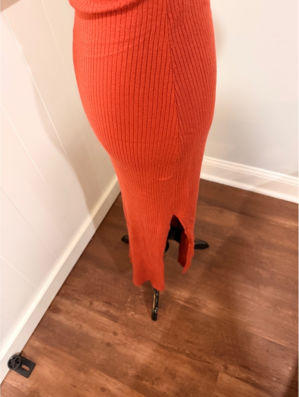 Lulus Rust Ribbed Knit Maxi Dress Size Large - Picture 3 of 5